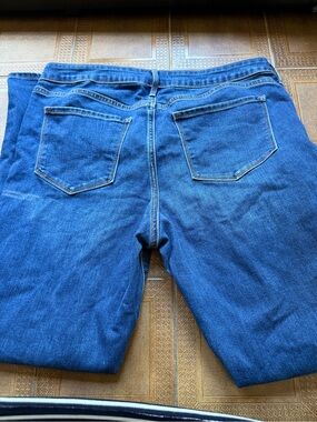 Old Navy women’s boot cut jeans